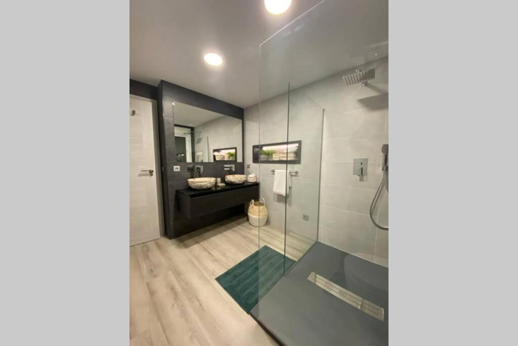 Precioso Apartamento A Estrenar En Centro De Nerja Buitenkant foto